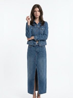 Denim Forum The '90s Vintage Maxi Denim Skirt | US 28 |100 % cotton